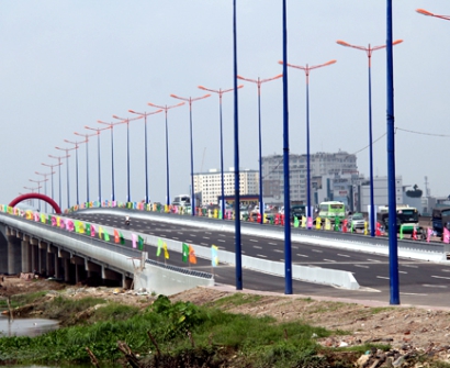 SAI GON 2 BRIDGE - HO CHI MINH CITY